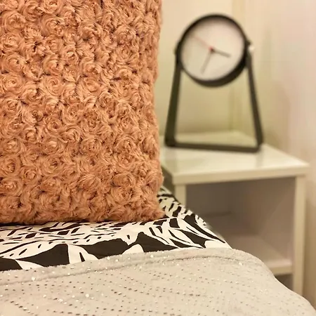 Apartment Deluxe *